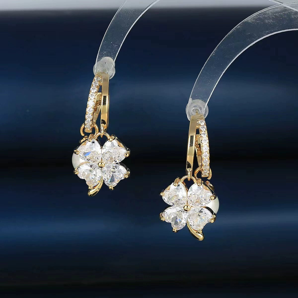 Buy 1 Get 1 Free🌸Fashion crystal four-petal flower pearl earrings
