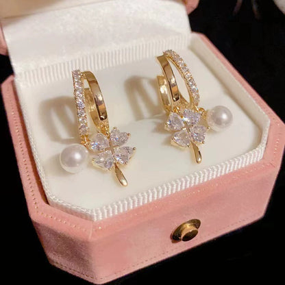 Buy 1 Get 1 Free🌸Fashion crystal four-petal flower pearl earrings