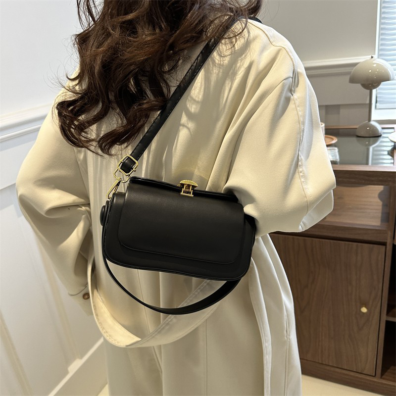 🌸Summer New Arrivals 💐Women's Stylish & Versatile Shoulder Bag