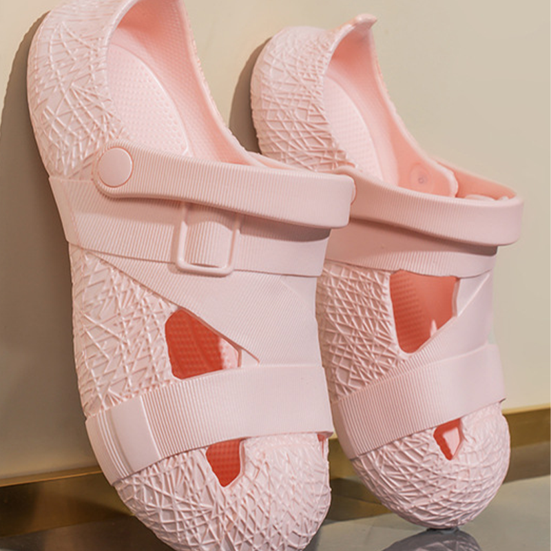 🩴CloudComfort Summer Clogs - Ultra Breathable & Lightweight with Anti-Slip Sole
